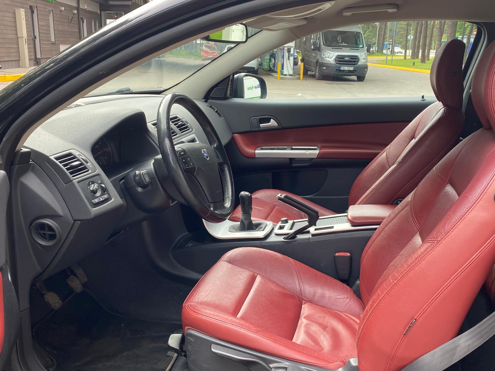 VOLVO C30