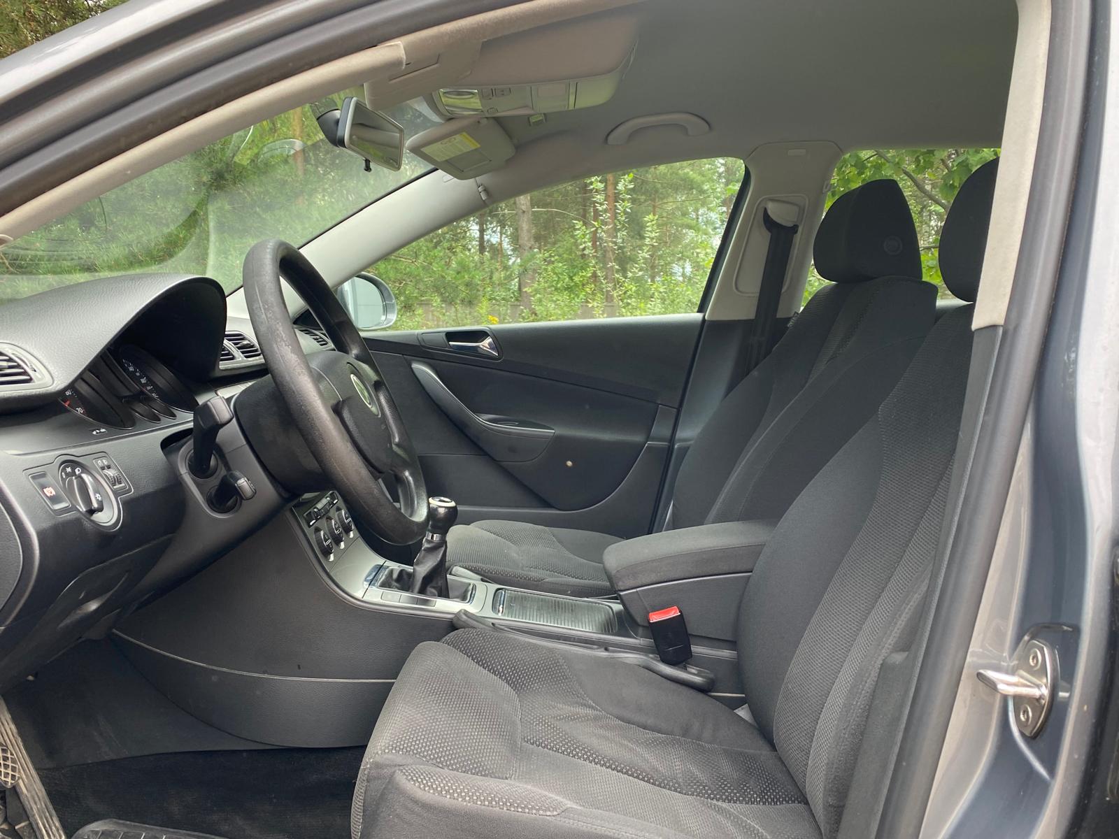 VW PASSAT (B6)