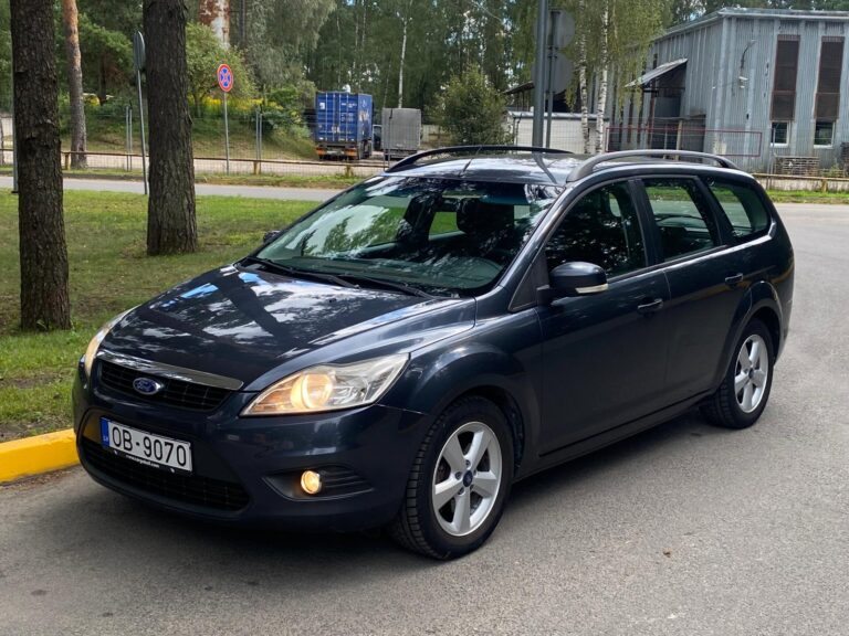 FORD FOCUS