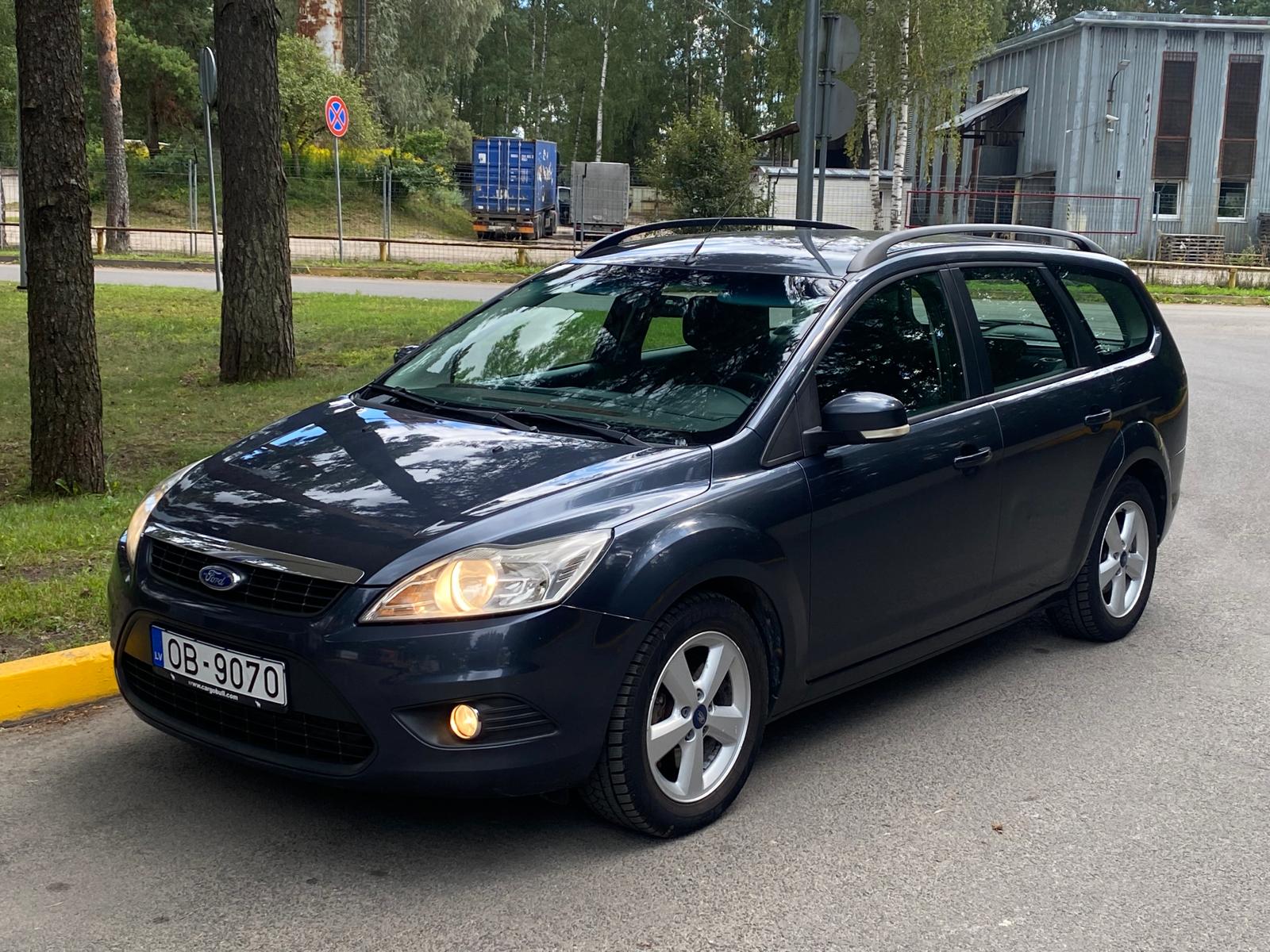 FORD FOCUS