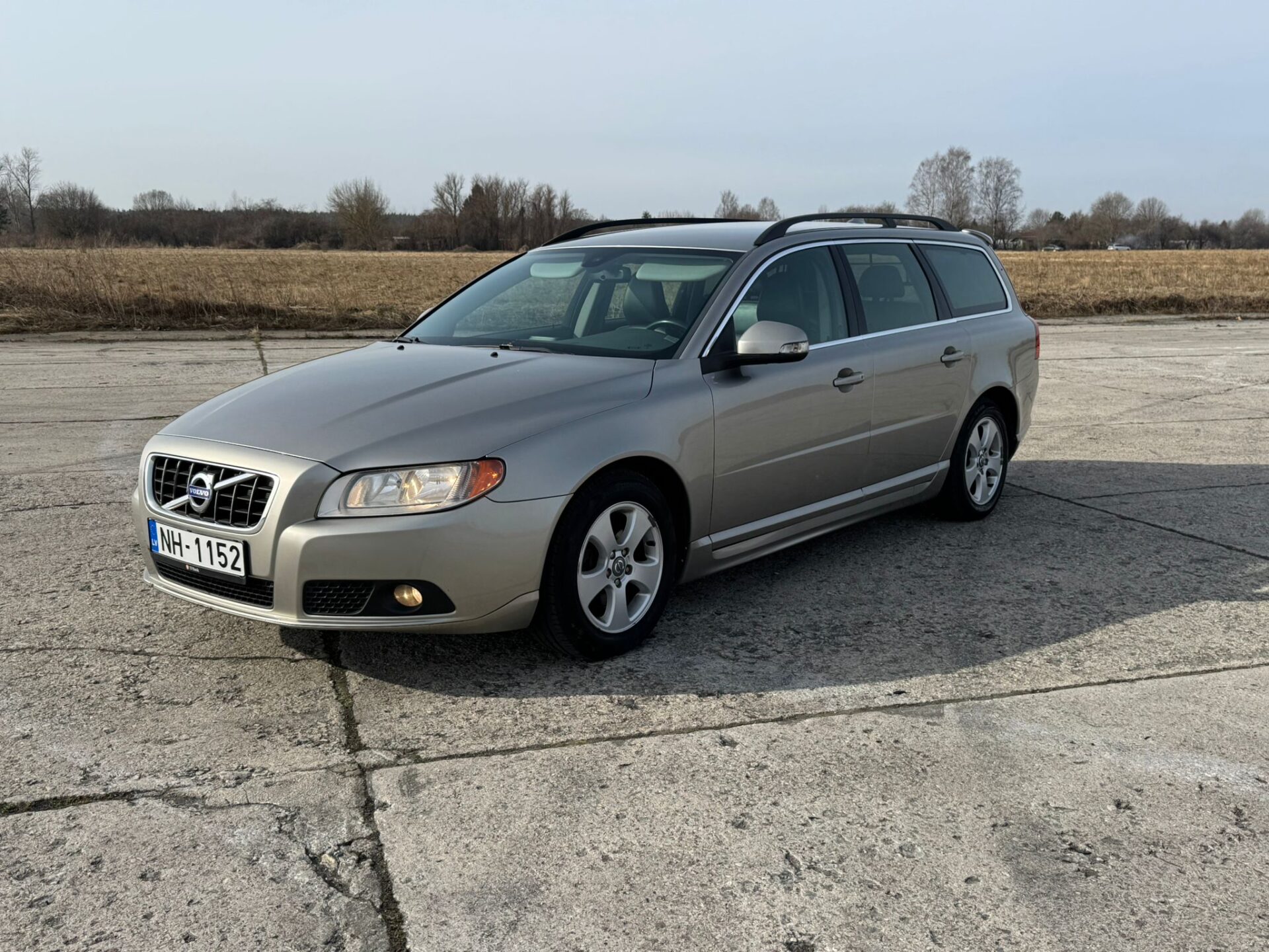 VOLVO V70 SUMMUM