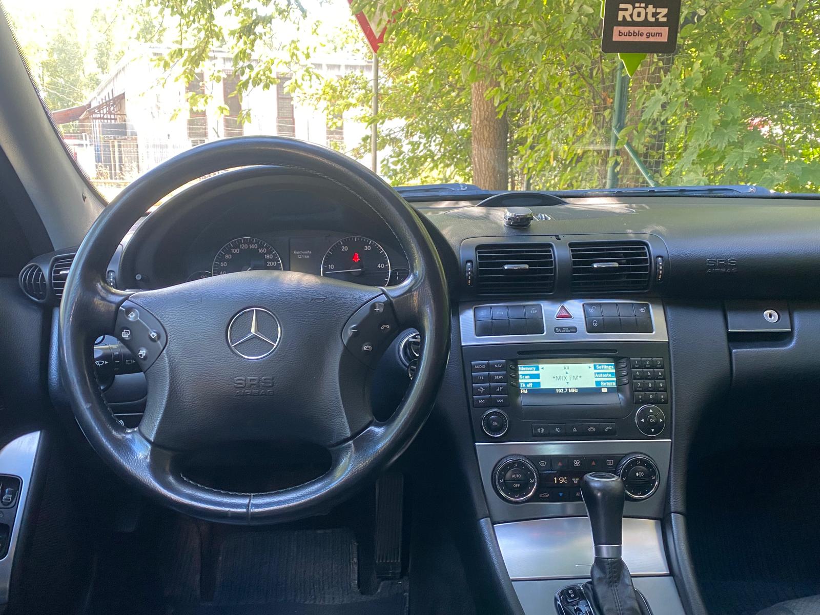 MERCEDES BENZ C220 AVANTGARDE