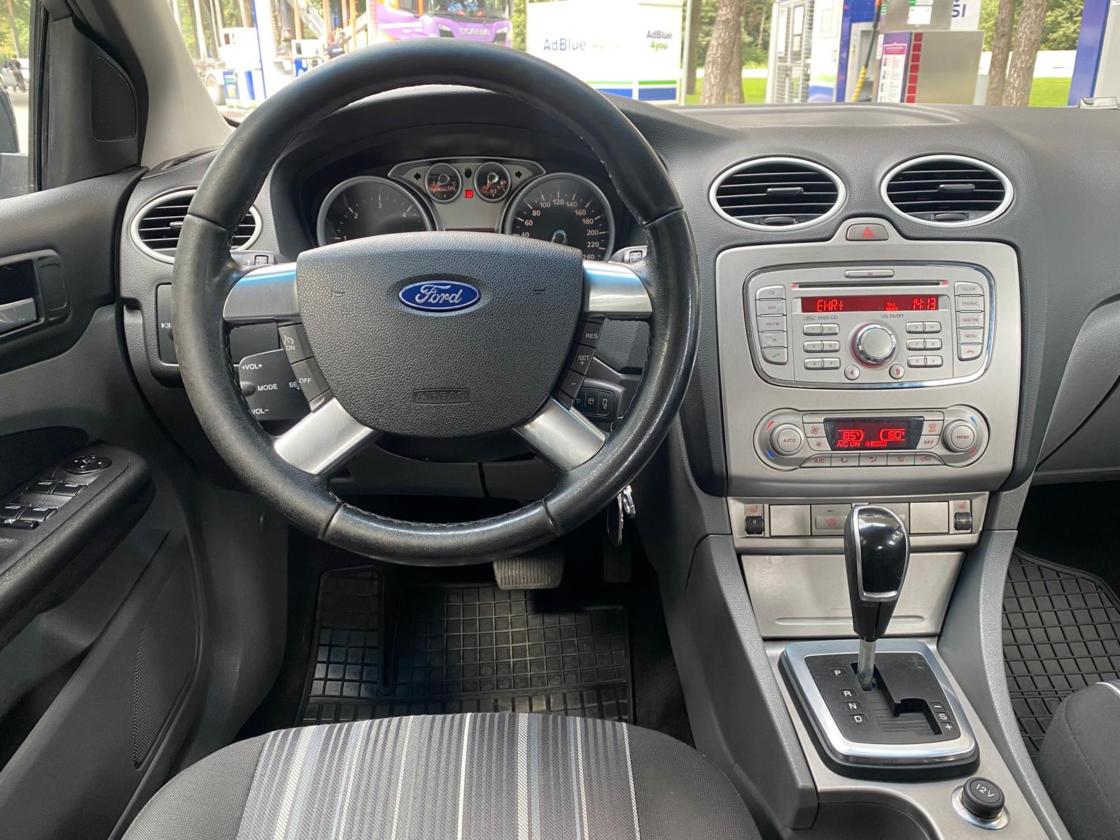 FORD FOCUS