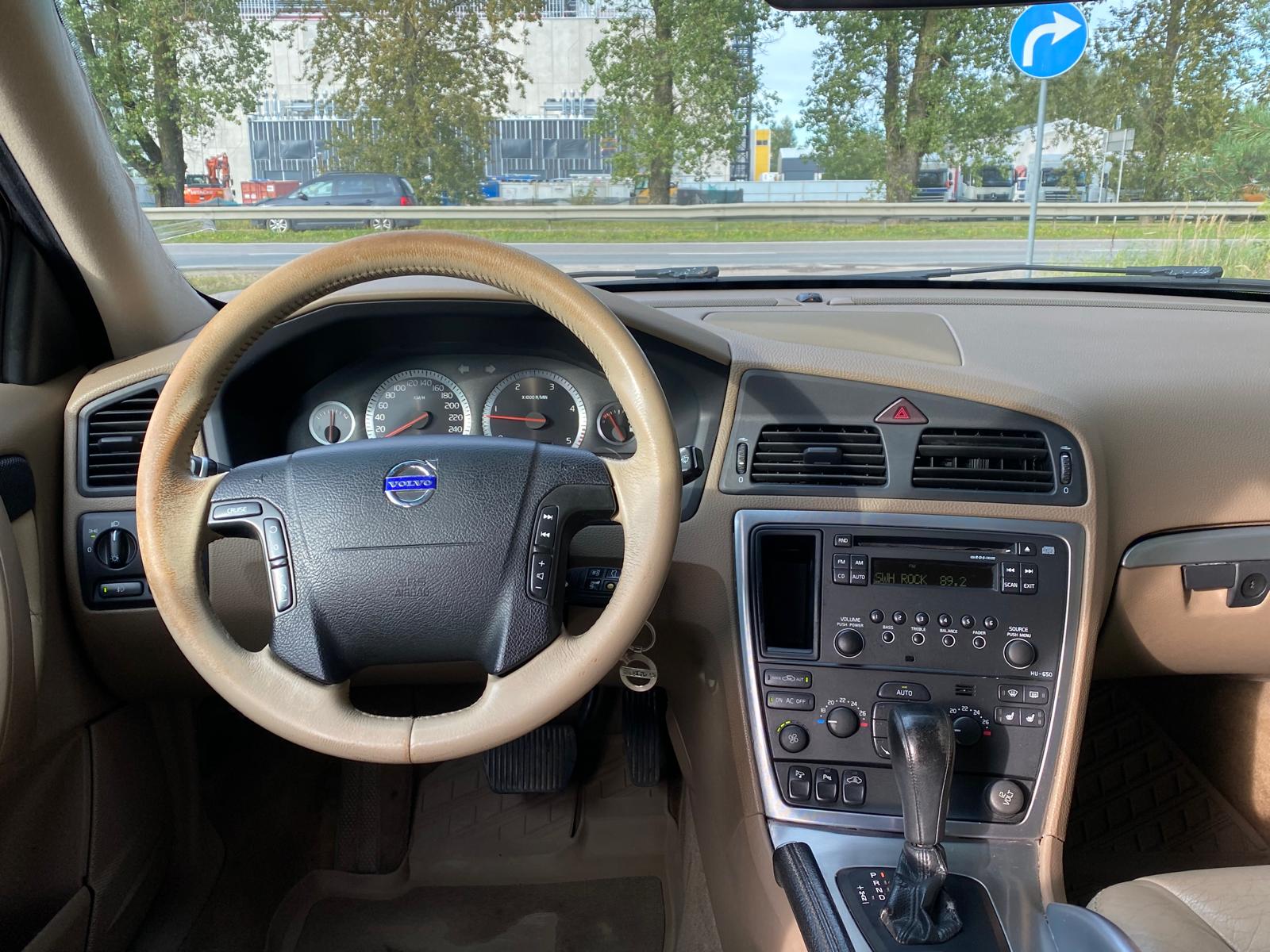 VOLVO XC70 CROSS COUNTRY