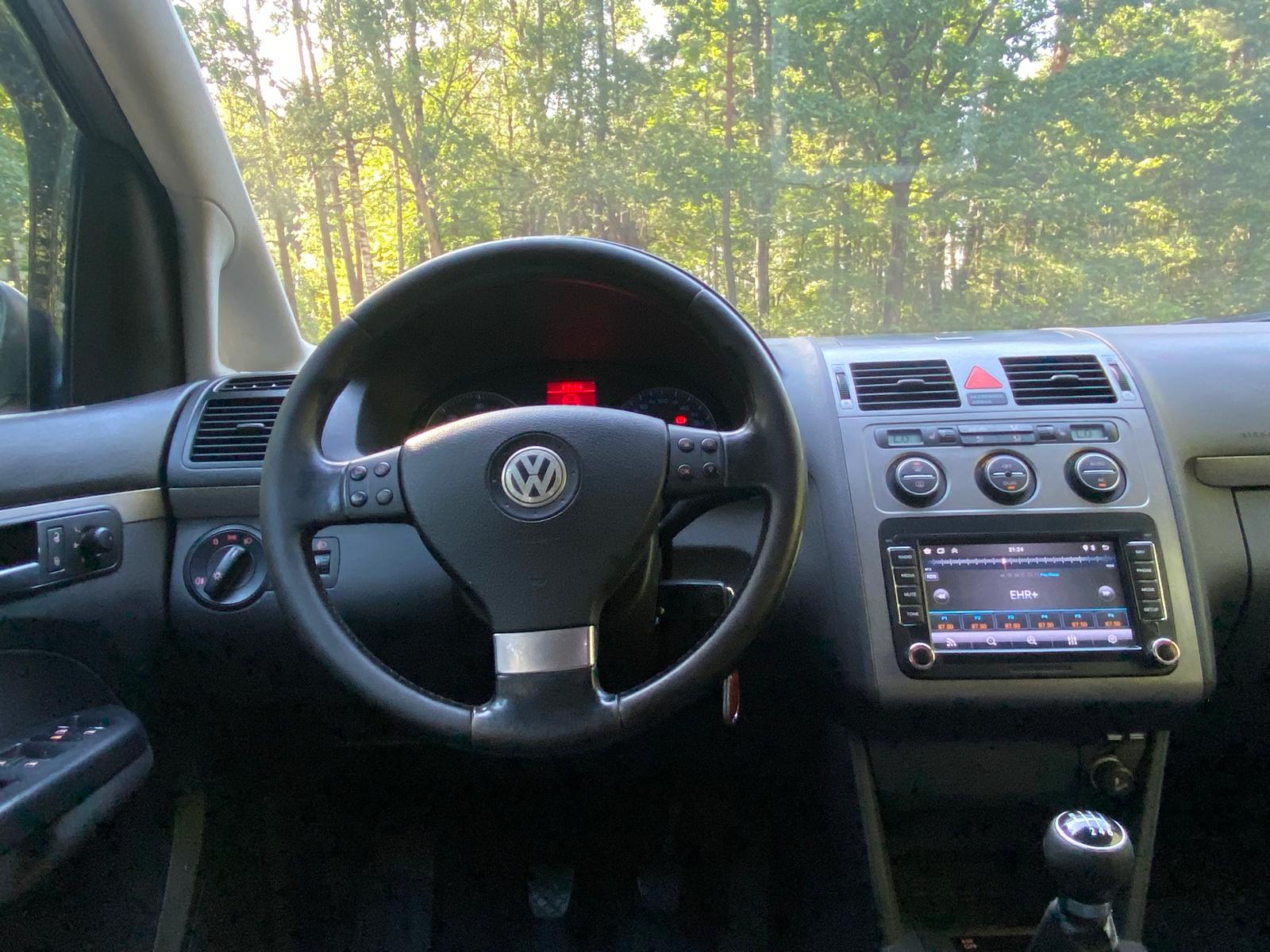 VW TOURAN