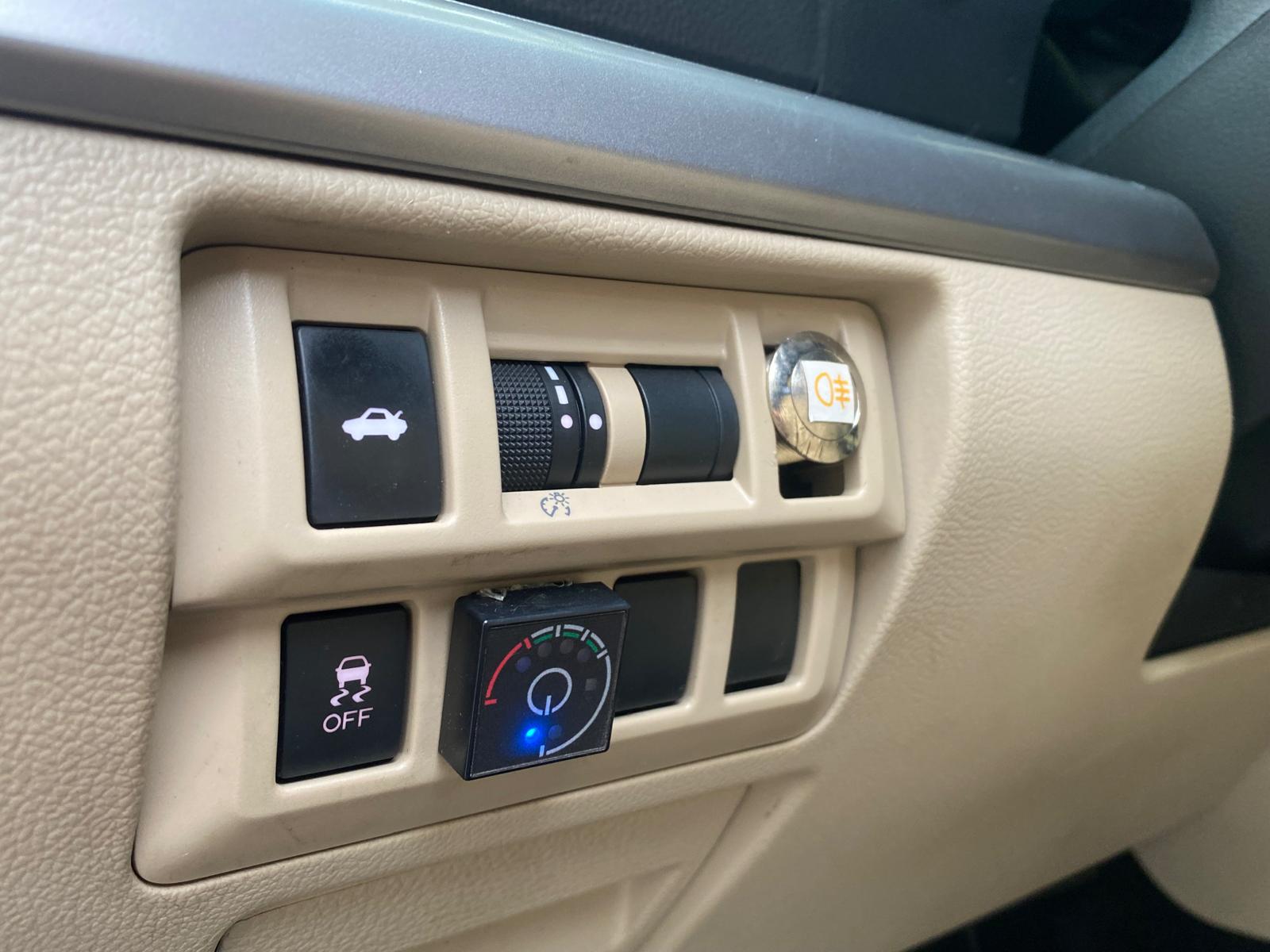 SUBARU LEGACY SYMEMTRICAL AWD