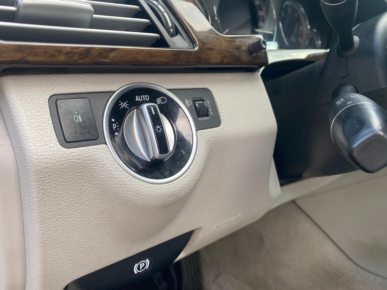 Mercedes Benz E200 blue efficiency