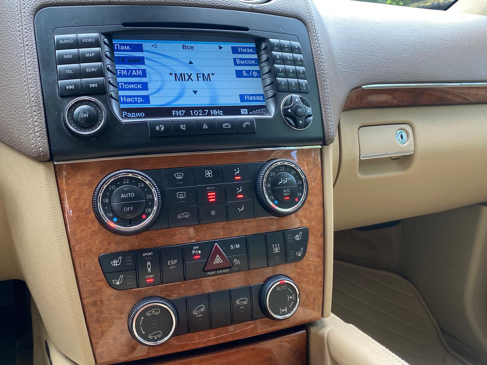 MERCEDES BENZ GL 320