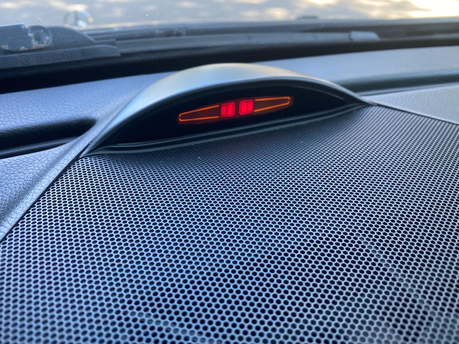 MERCEDES BENZ C220 AVANTGARDE