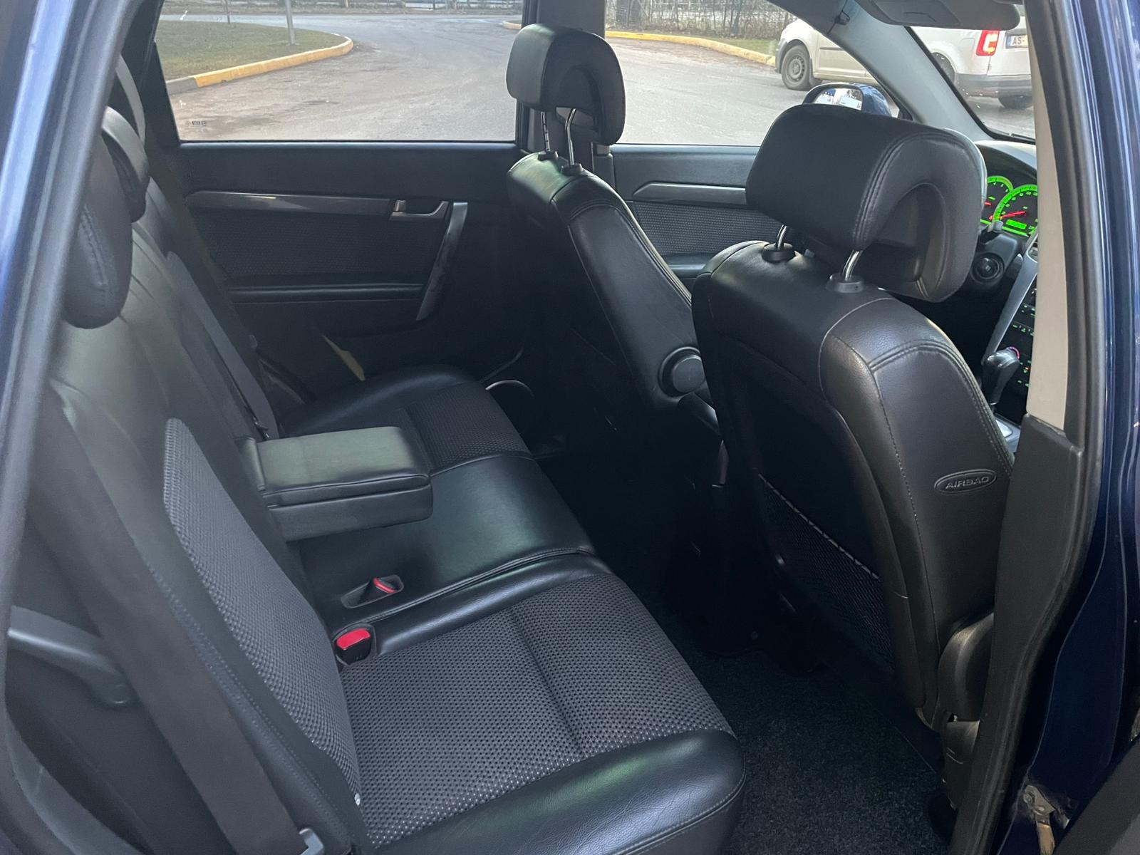 CHEVROLET CAPTIVA 7-VIETAS