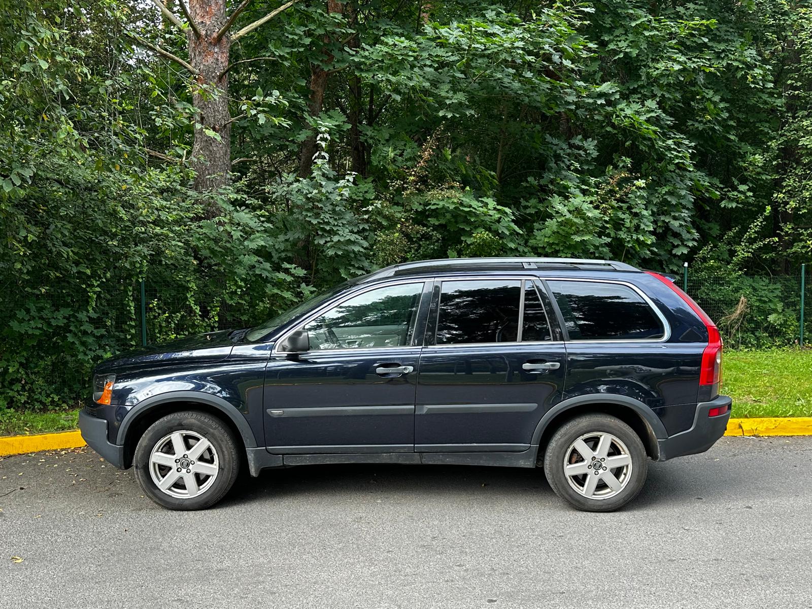 VOLVO XC90 7-VIETAS