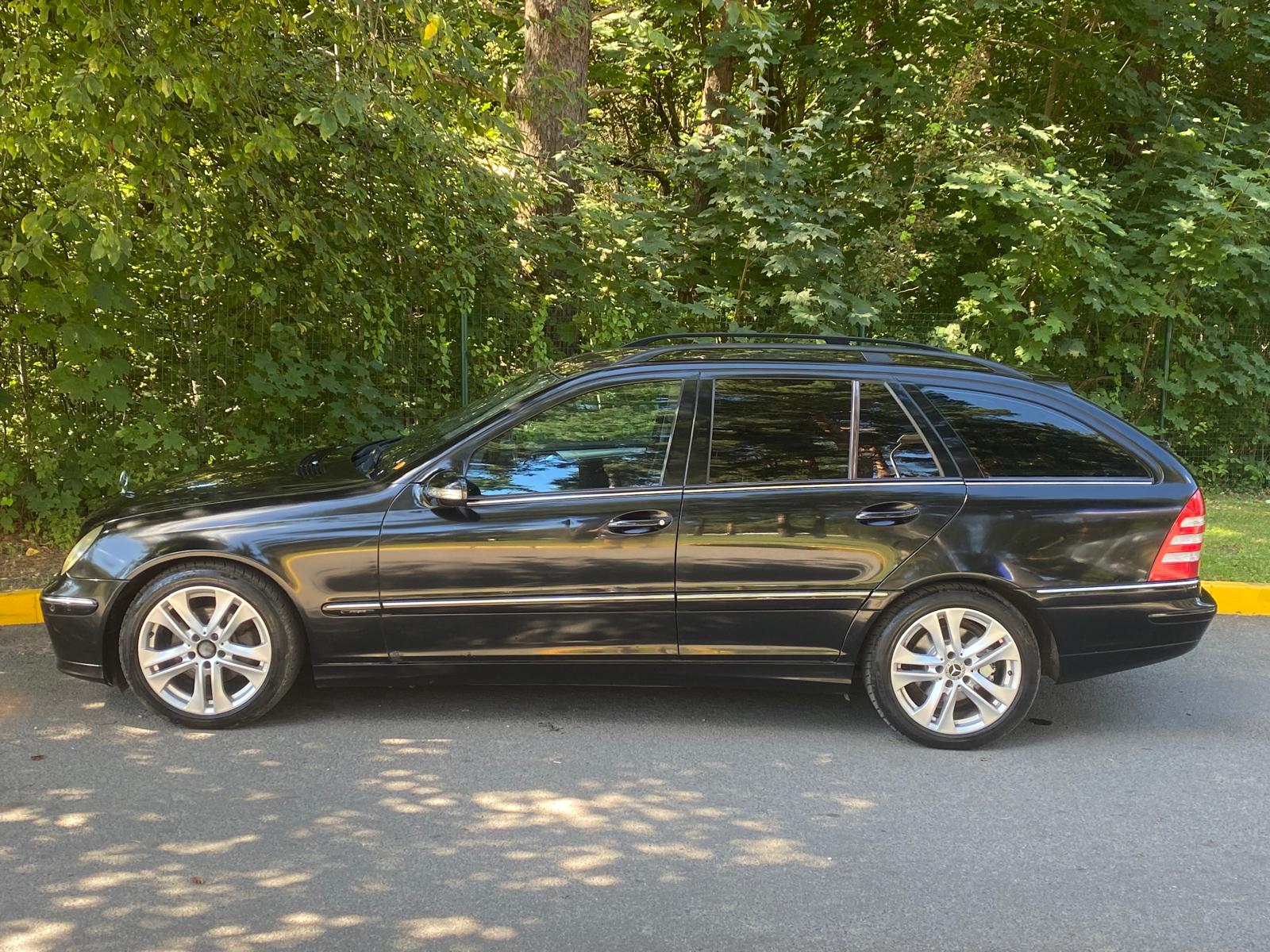 MERCEDES BENZ C220 AVANTGARDE