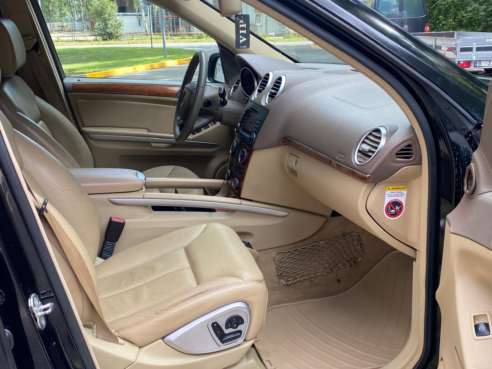 MERCEDES BENZ GL 320