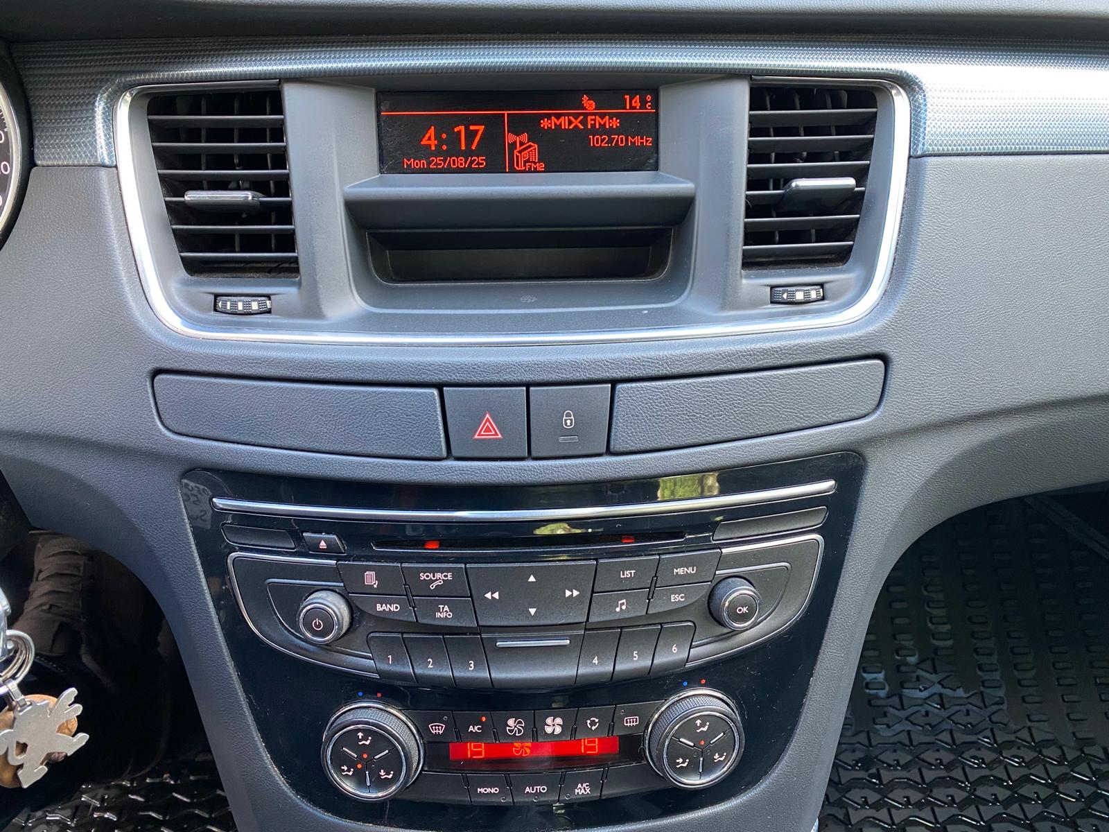 PEUGEOT 508