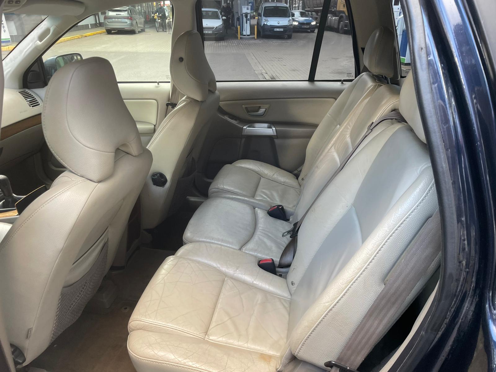 VOLVO XC90 7-SEATS