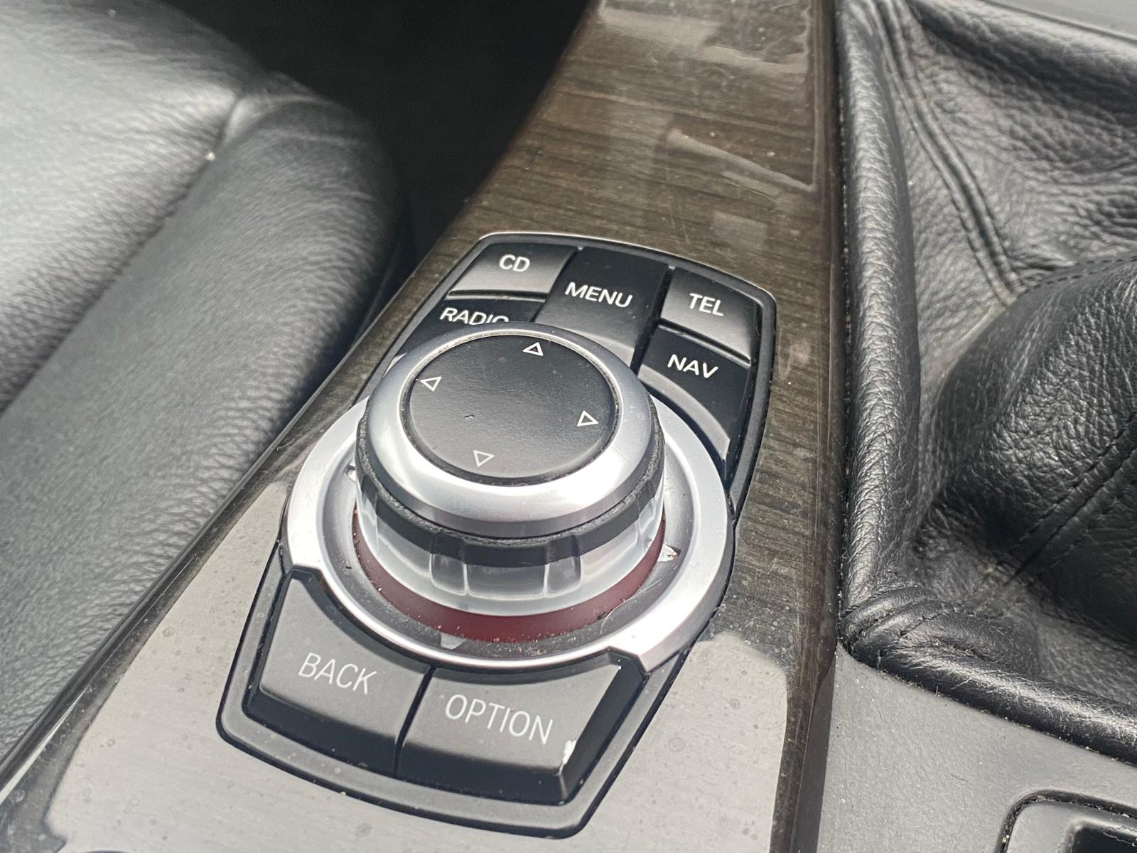BMW 520(F12)