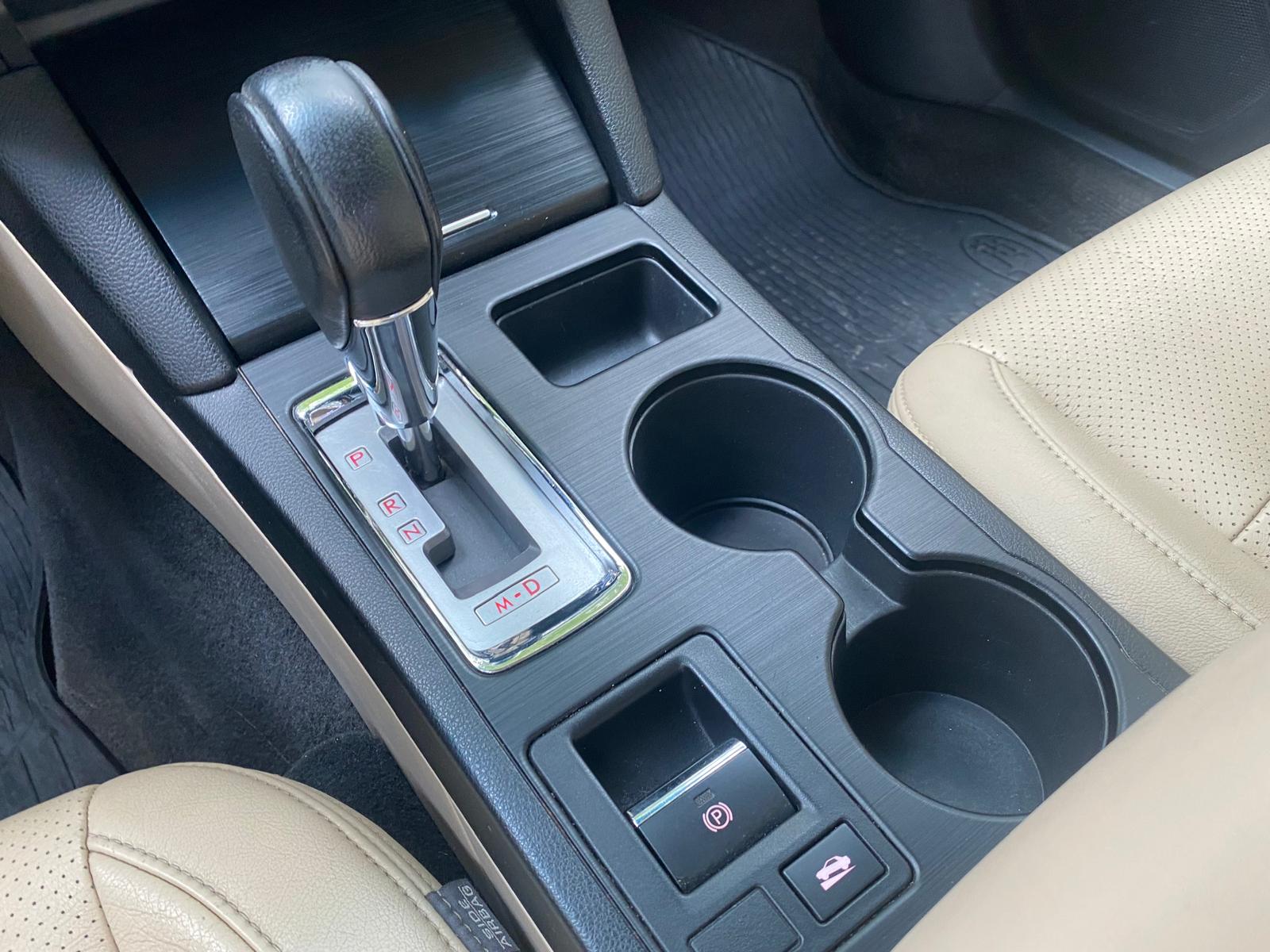 SUBARU LEGACY SYMEMTRICAL AWD