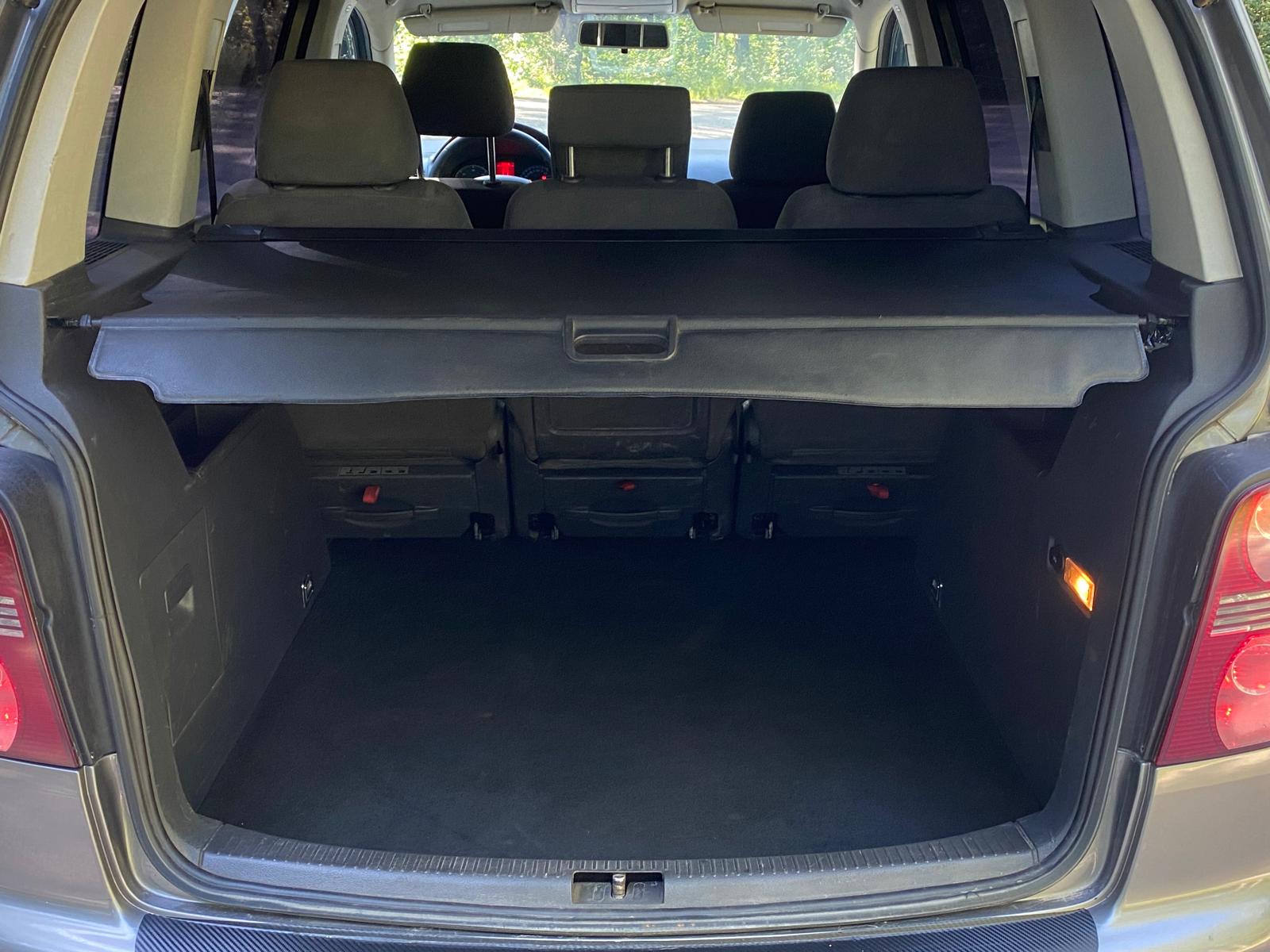 VW TOURAN