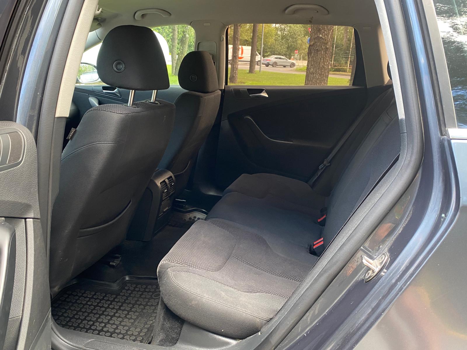 VW PASSAT