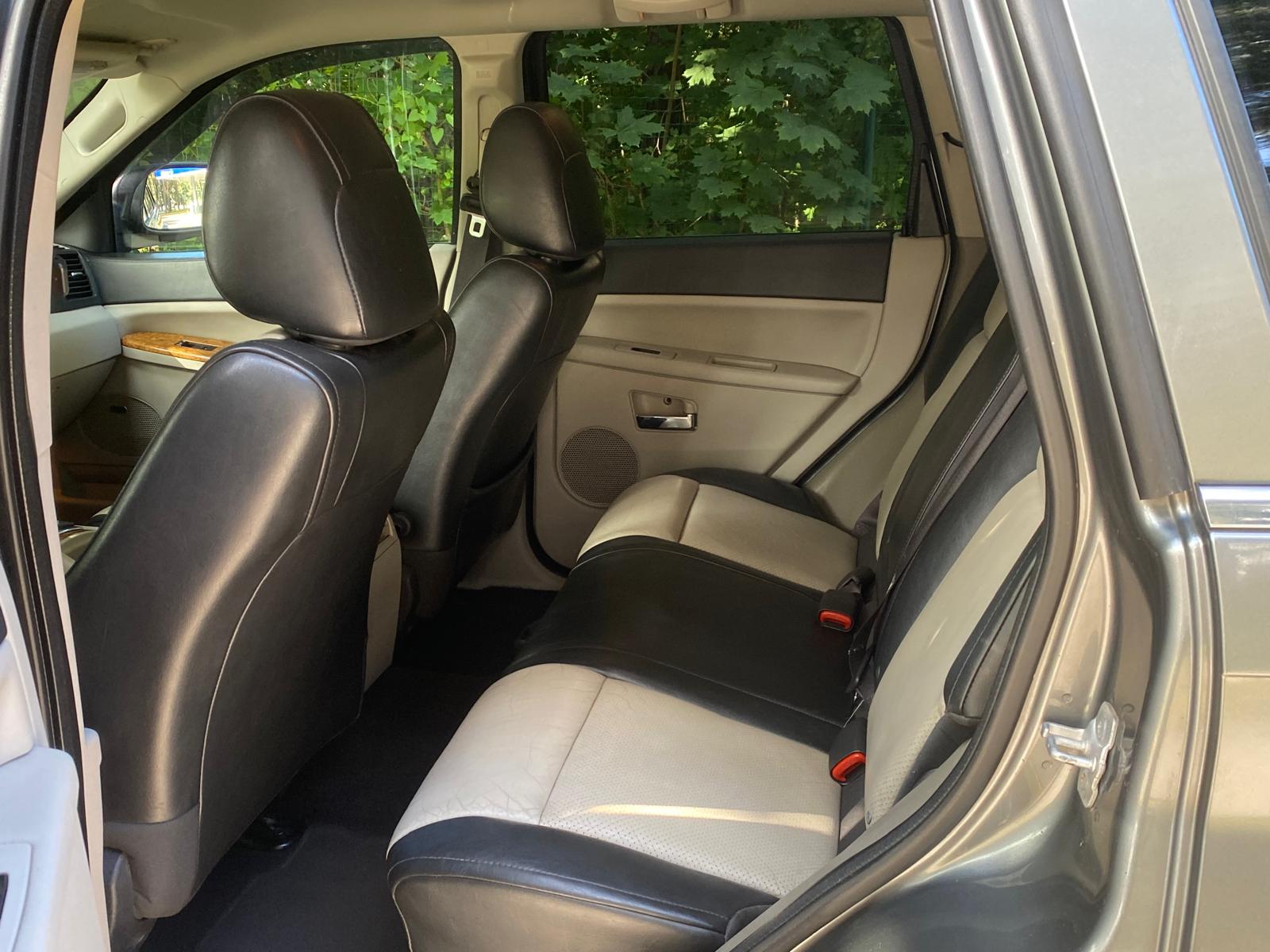 JEEP GRAND CHEROKEE LIMITED EDITION