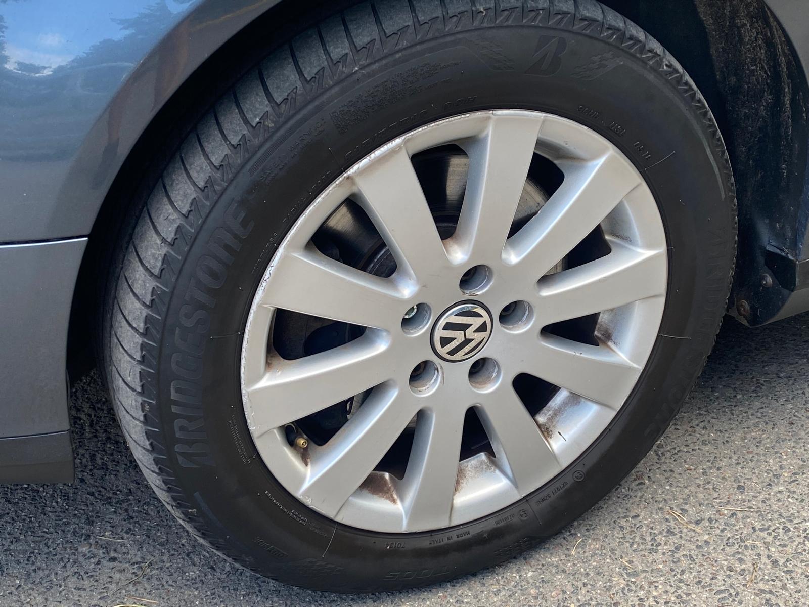 VW PASSAT