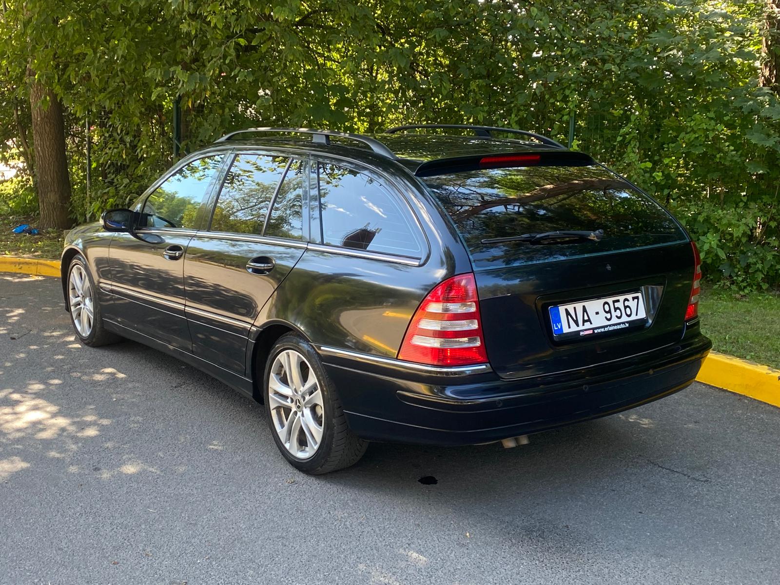 MERCEDES BENZ C220 AVANTGARDE
