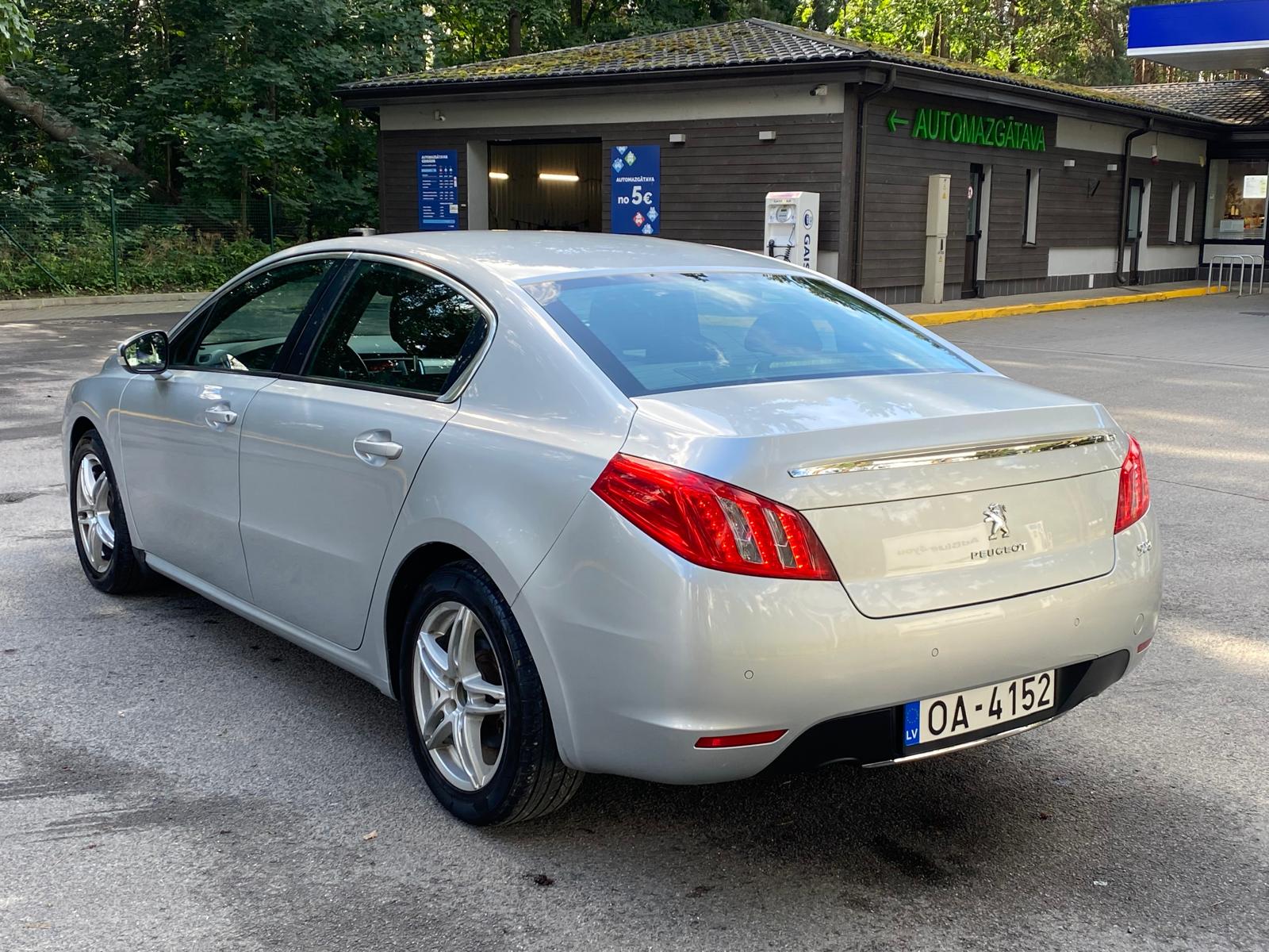 PEUGEOT 508