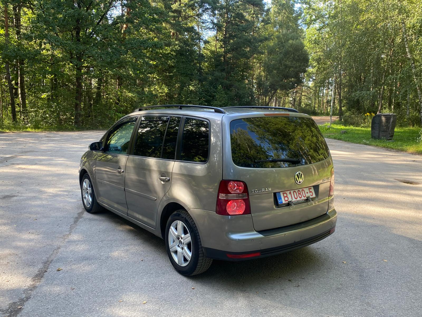 VW TOURAN
