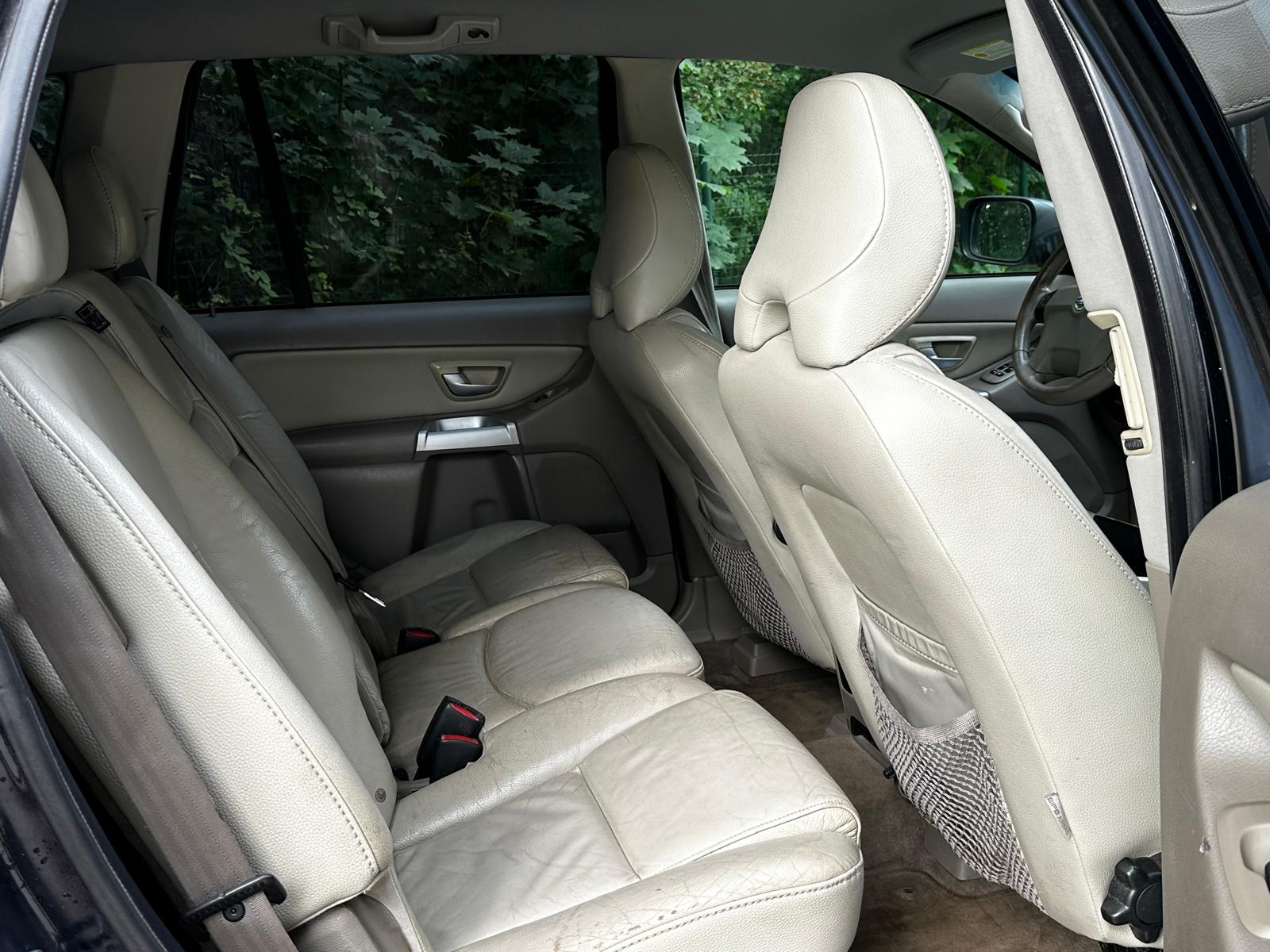 VOLVO XC90 7-VIETAS