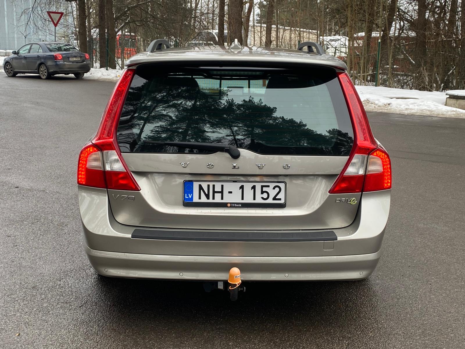 VOLVO V70 SUMMUM