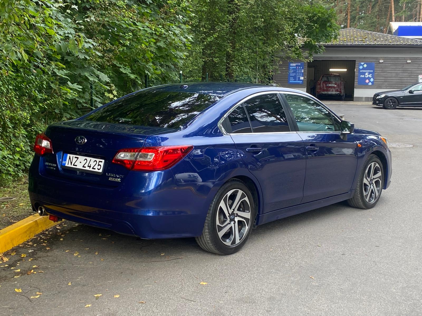 SUBARU LEGACY SYMEMTRICAL AWD