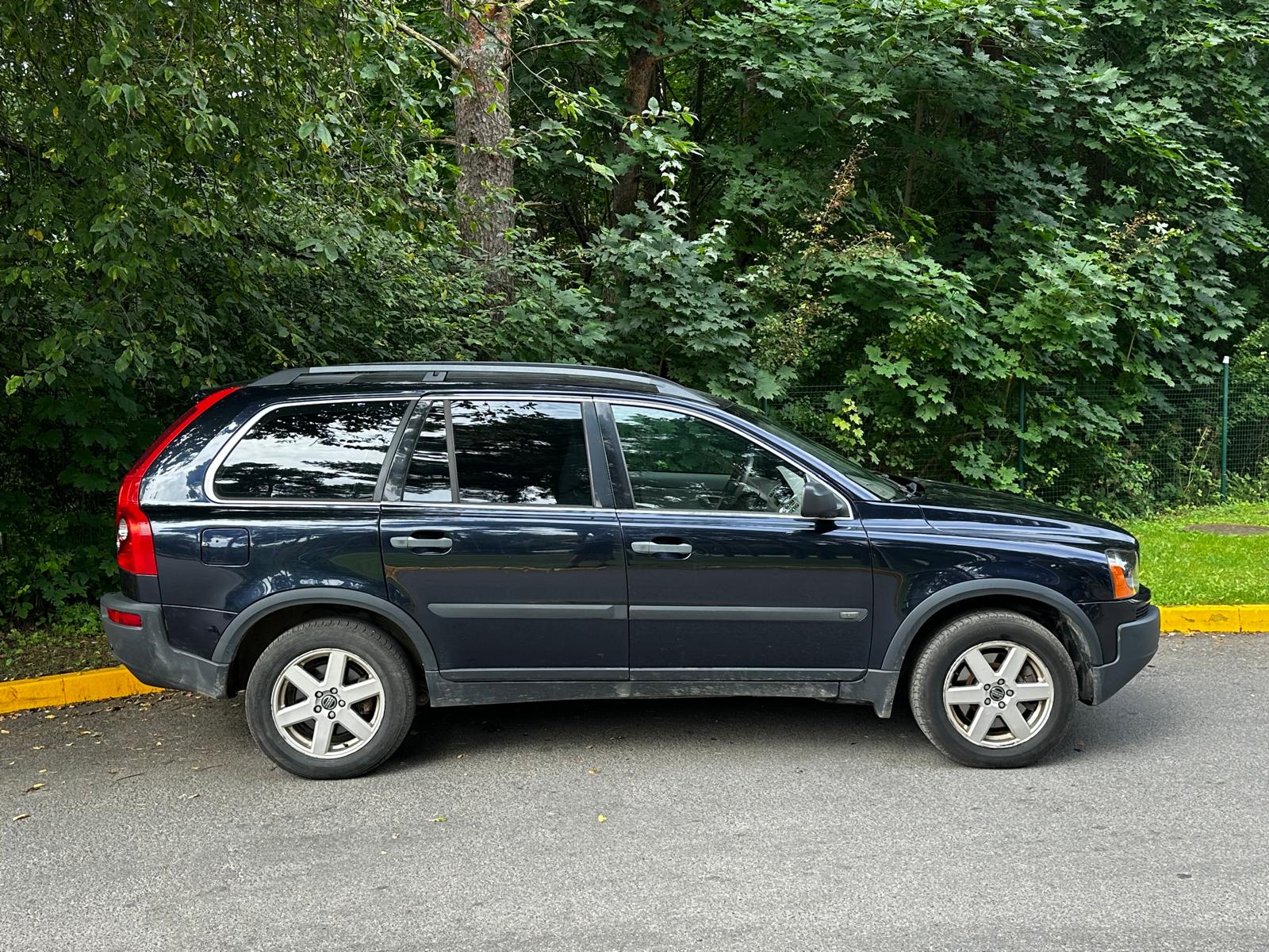 VOLVO XC90 7-VIETAS