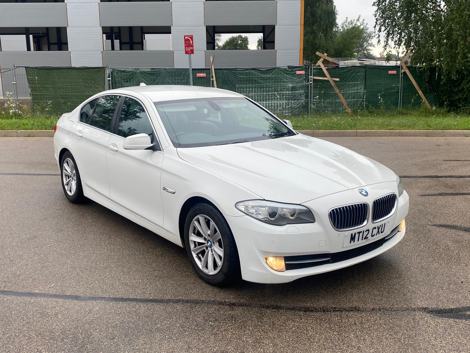 BMW 520(F12)