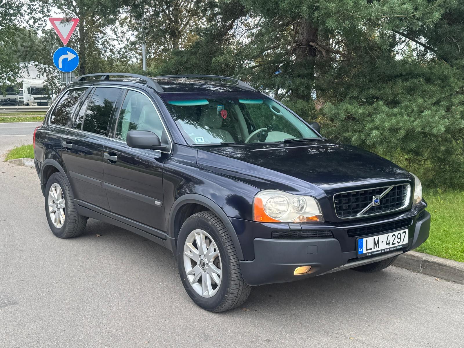 VOLVO XC90 D5 AWD
