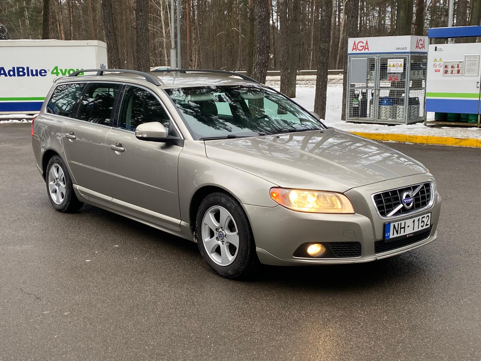VOLVO V70 SUMMUM
