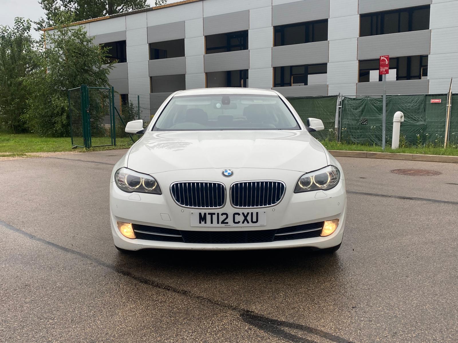 BMW 520(F12)