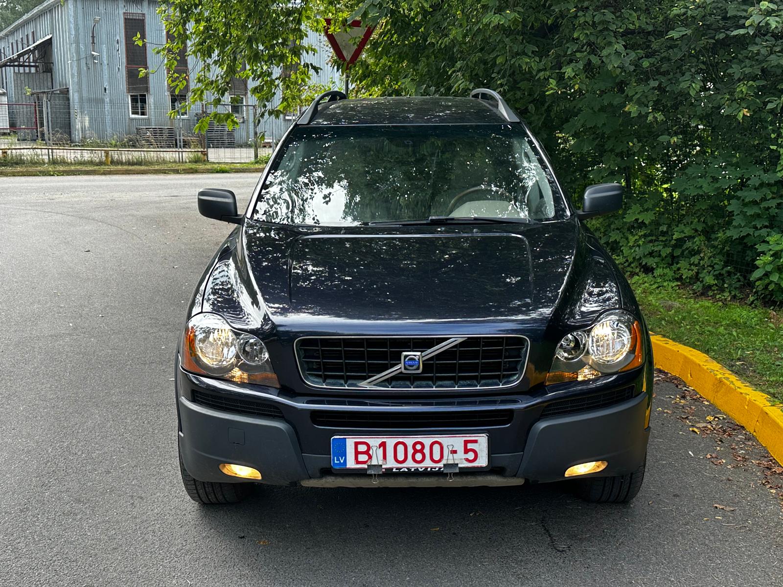 VOLVO XC90 7-VIETAS