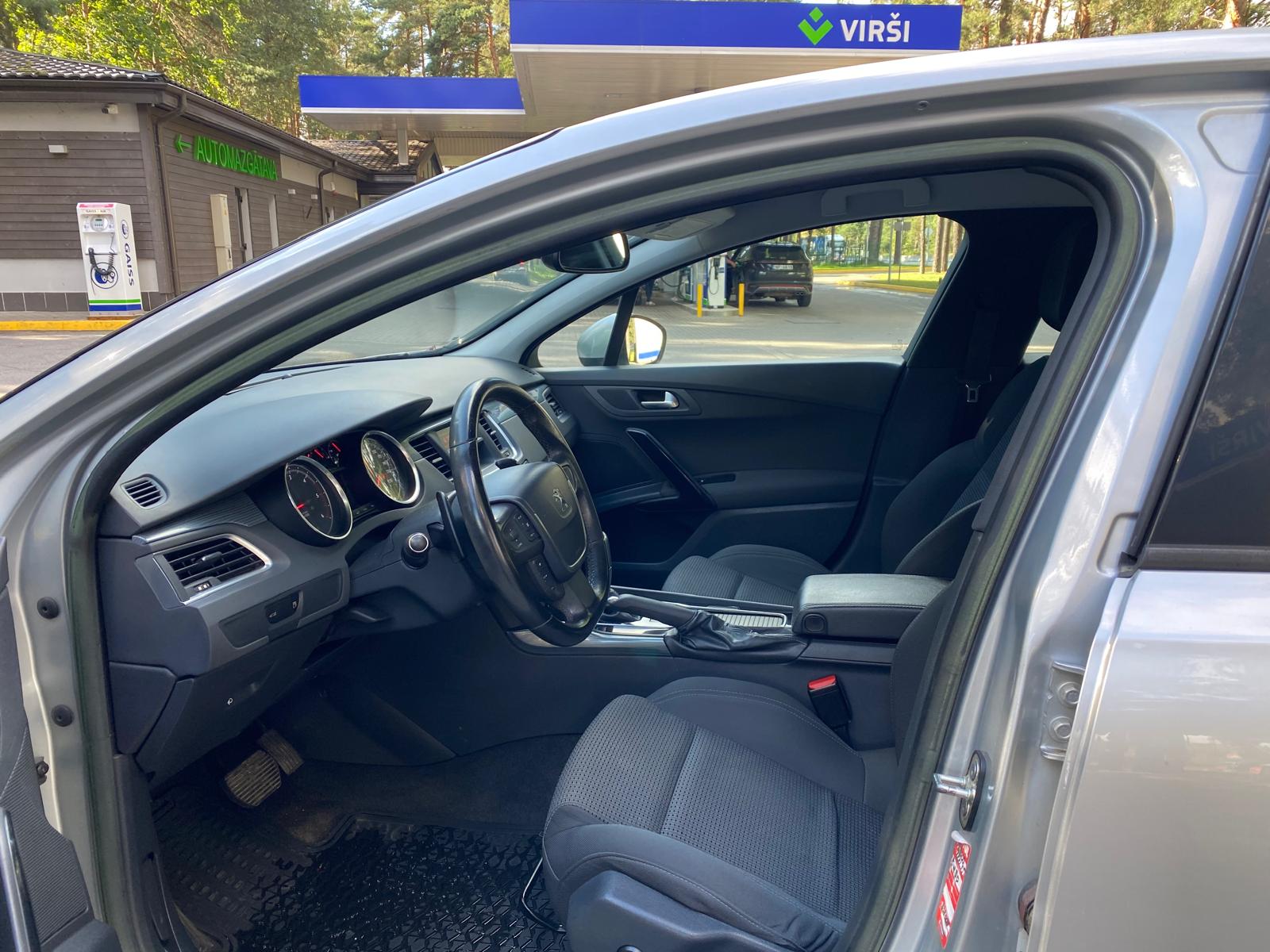 PEUGEOT 508