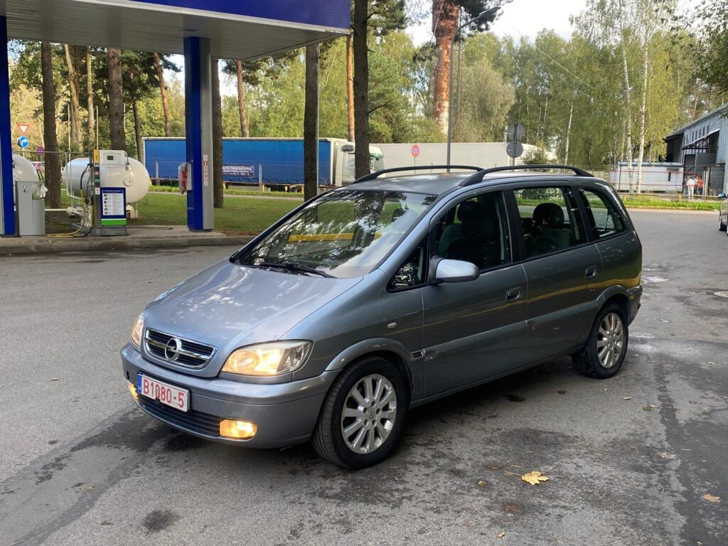 OPEL ZAFIRA ELEGANCE 7-VIETAS