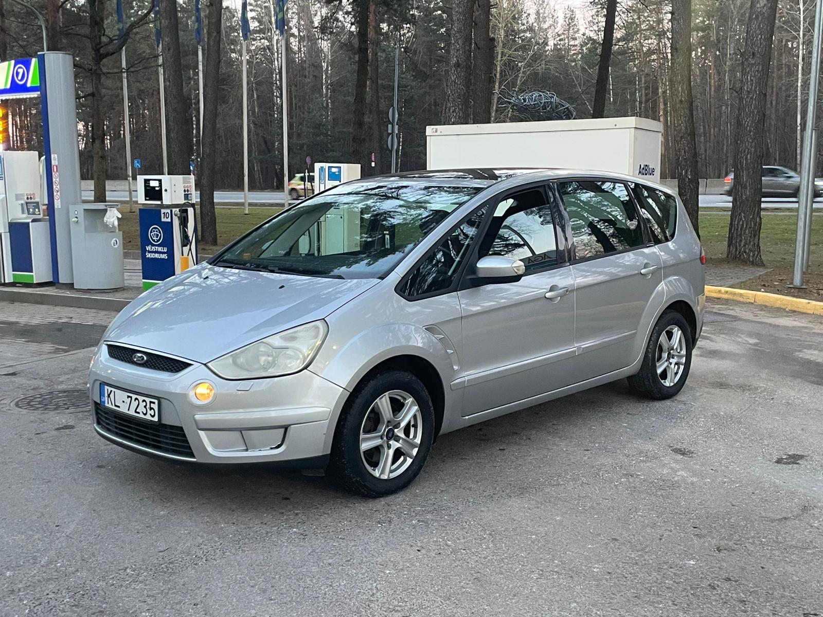 Ford S-Max