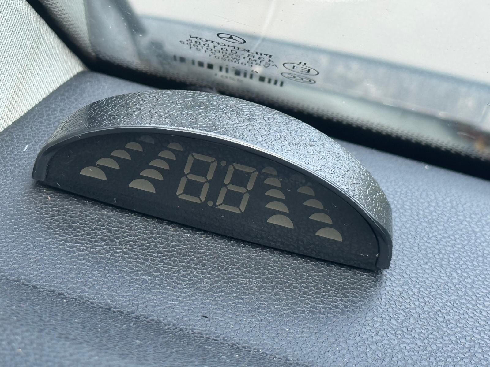 MERCEDES BENZ B 200