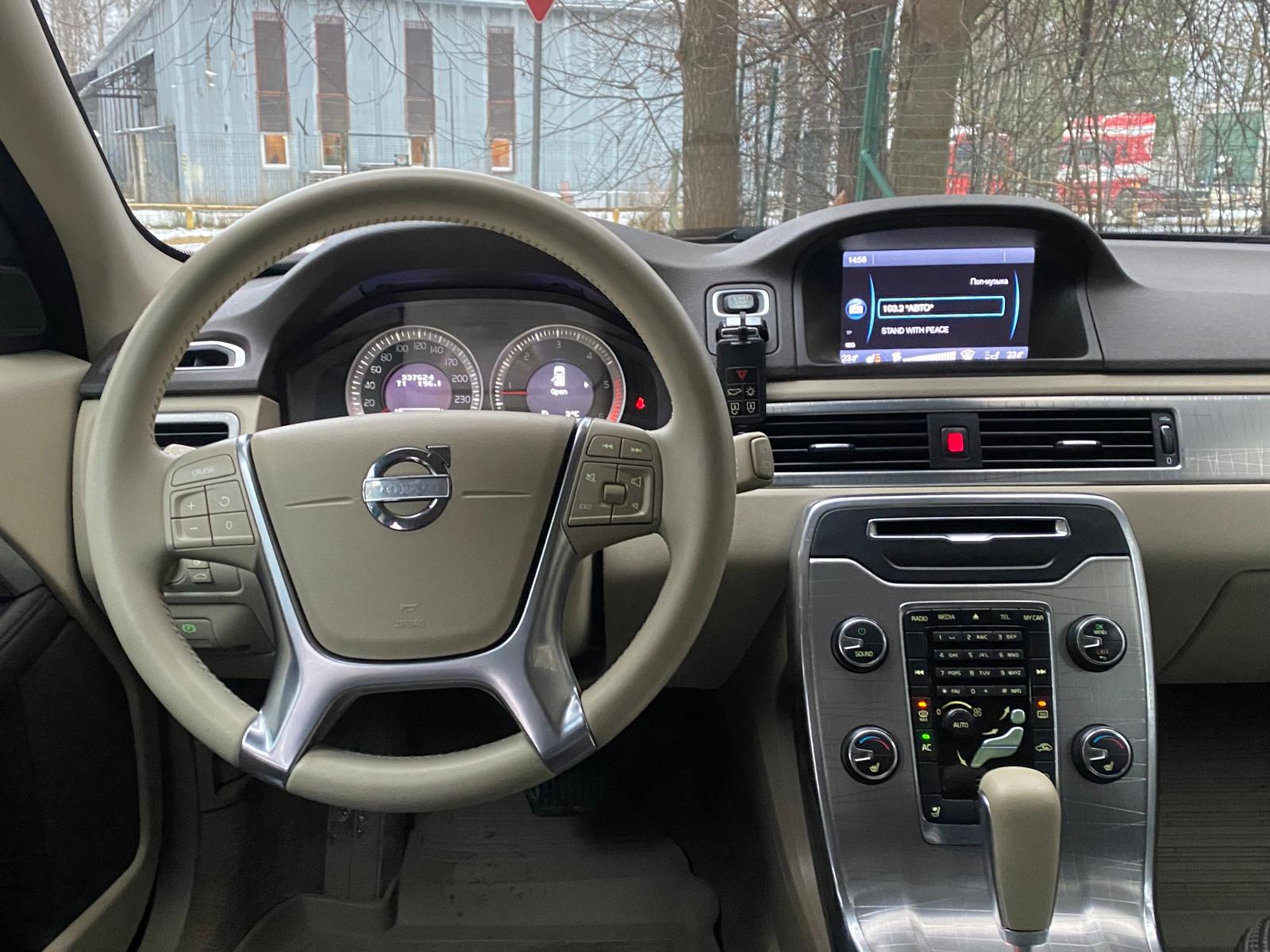 Volvo XC70 Summum 2012