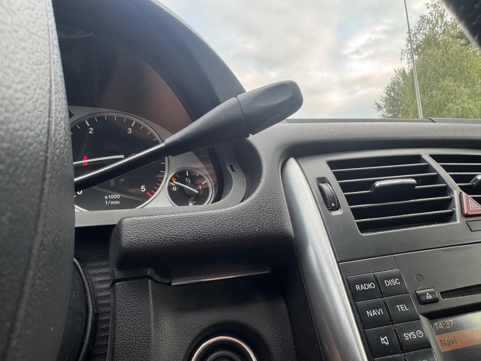 MERCEDES BENZ B 200