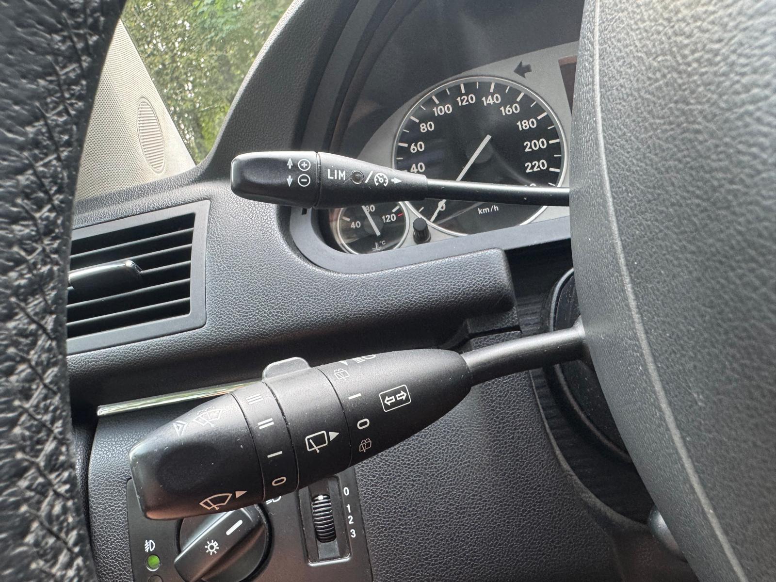 MERCEDES BENZ B 200
