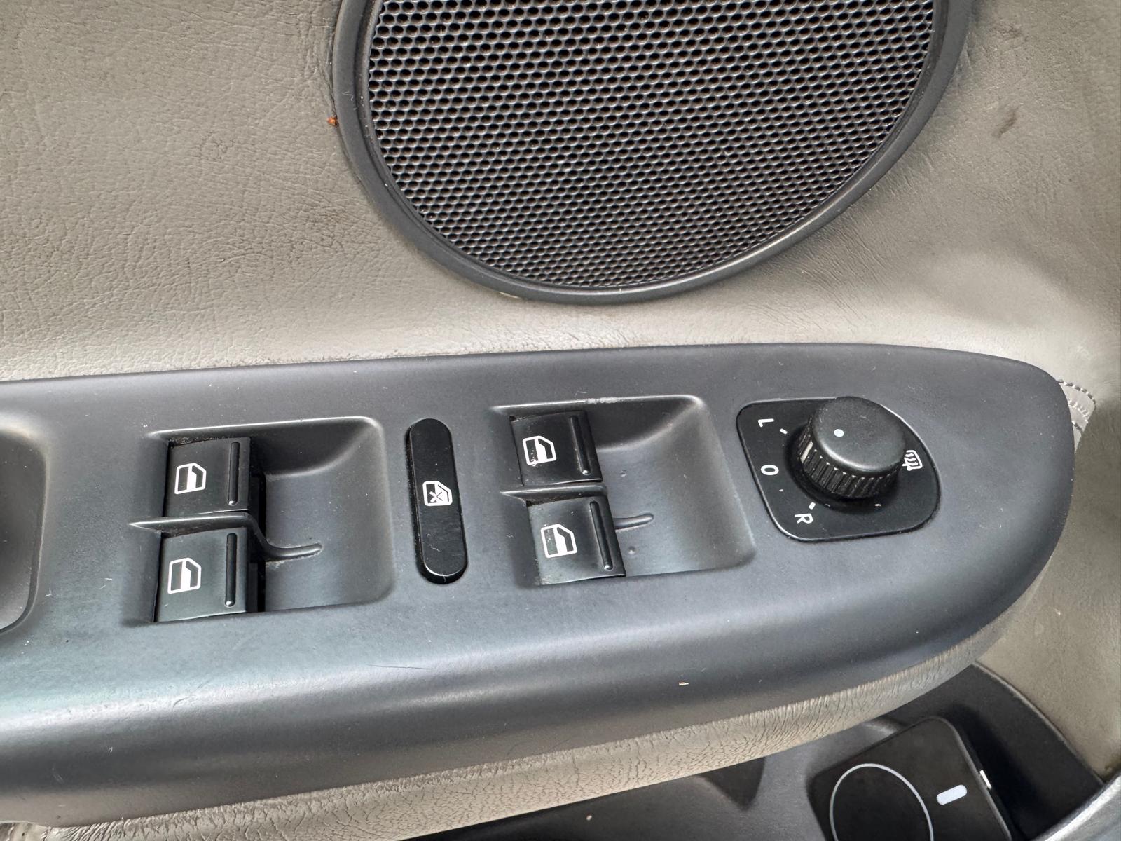 VW GOLF PLUS