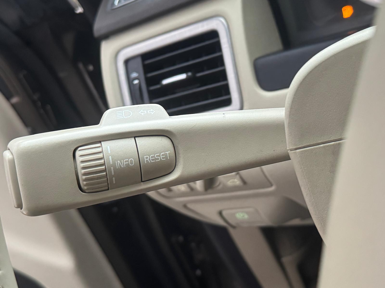 Volvo XC70 Summum 2012