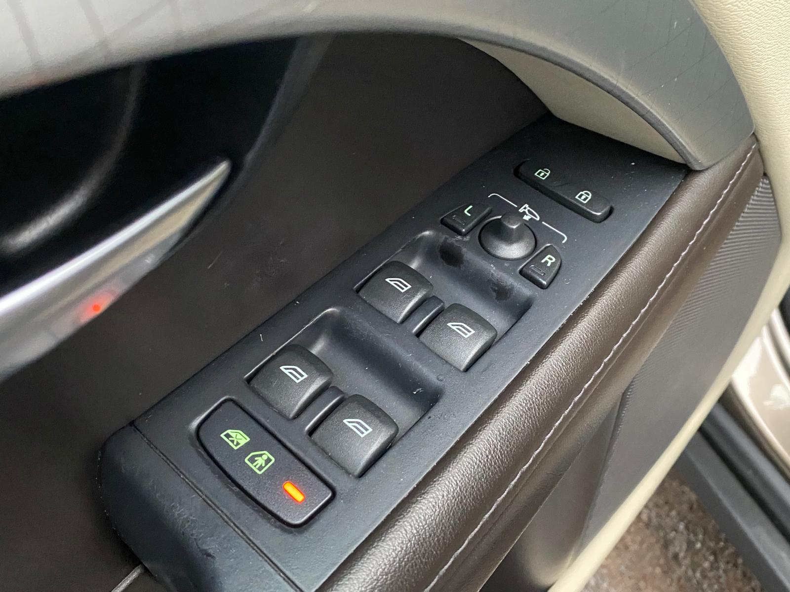 Volvo XC70 Summum 2012