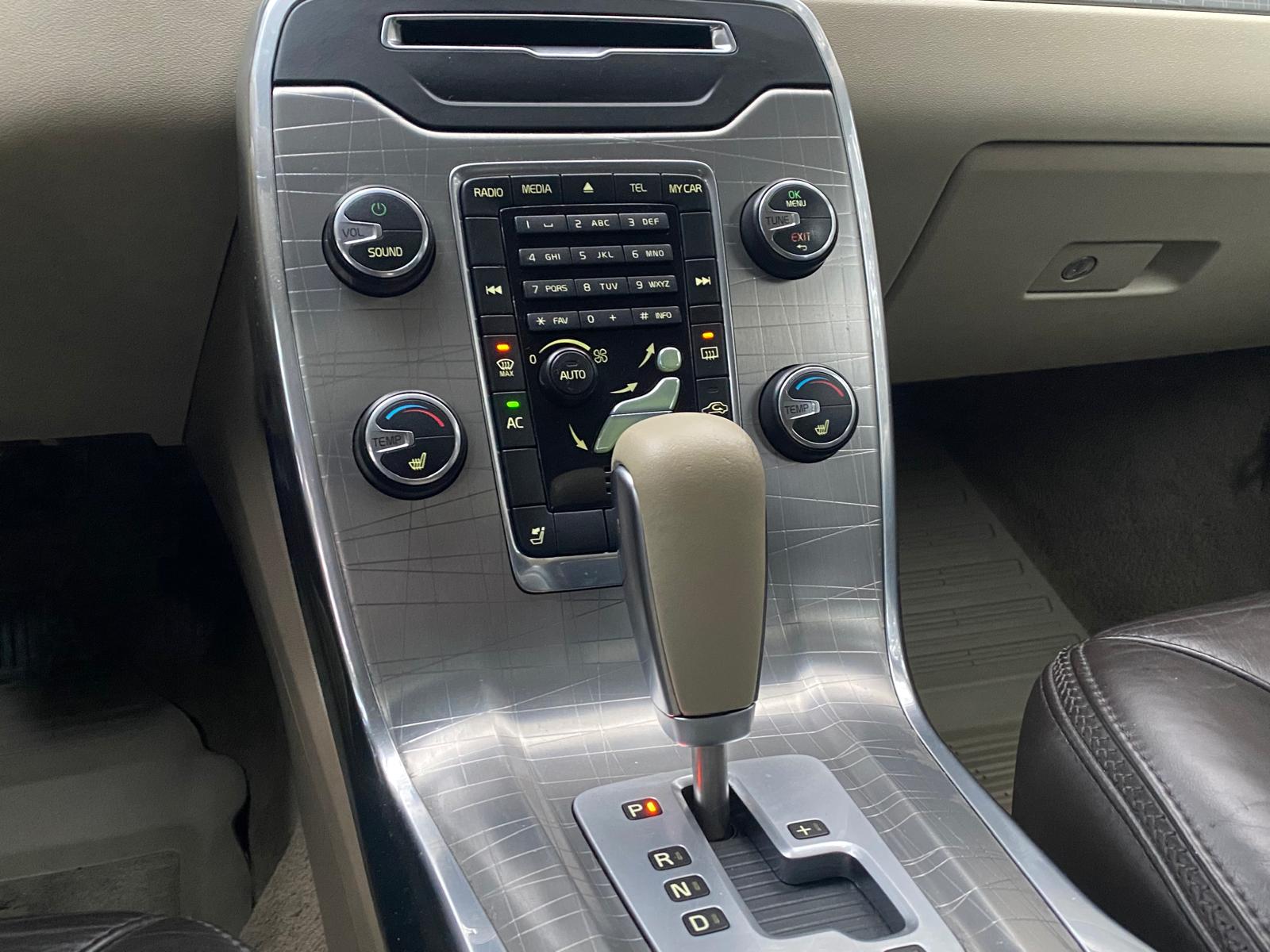 Volvo XC70 Summum 2012