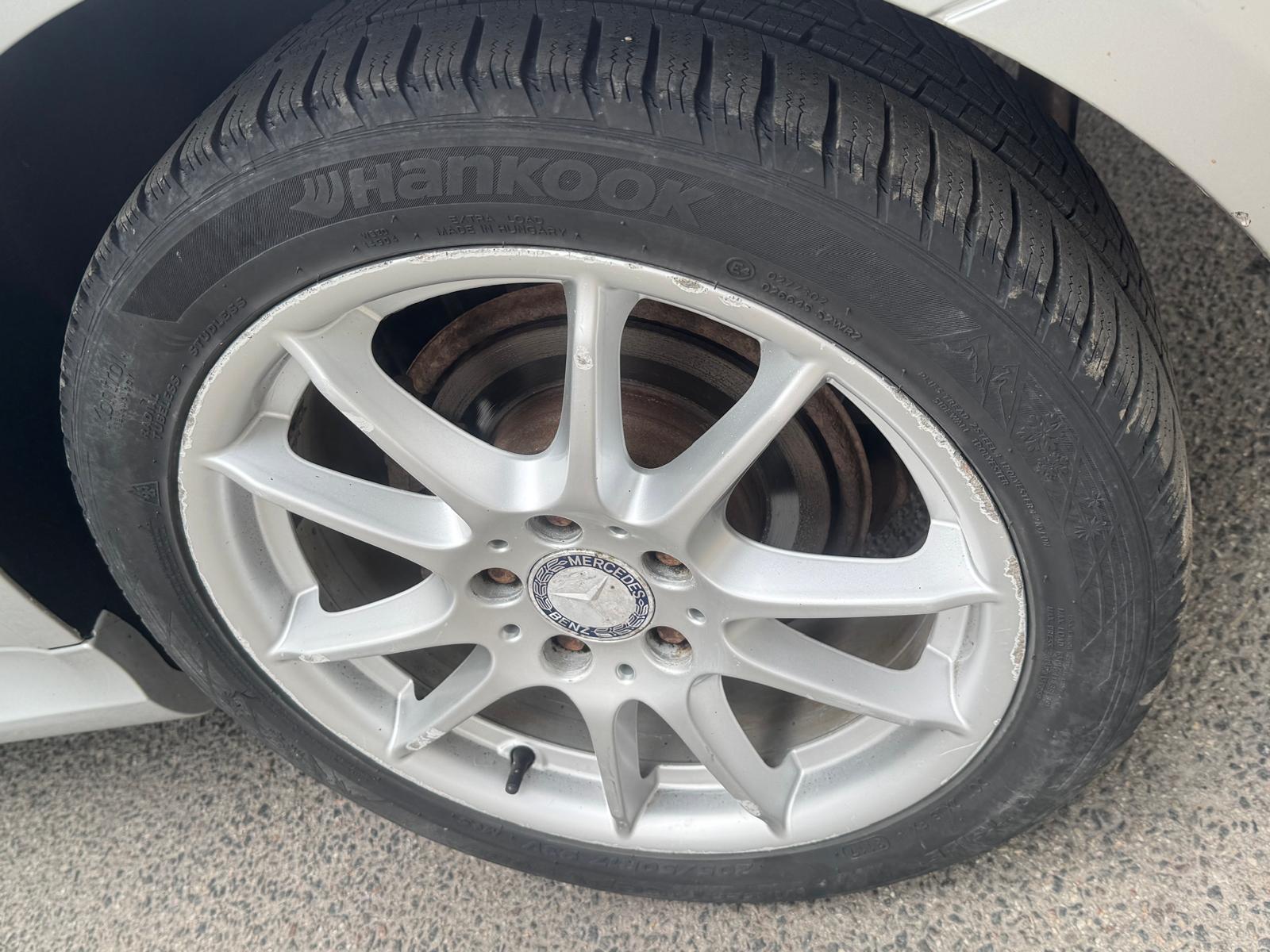 MERCEDES BENZ B 200