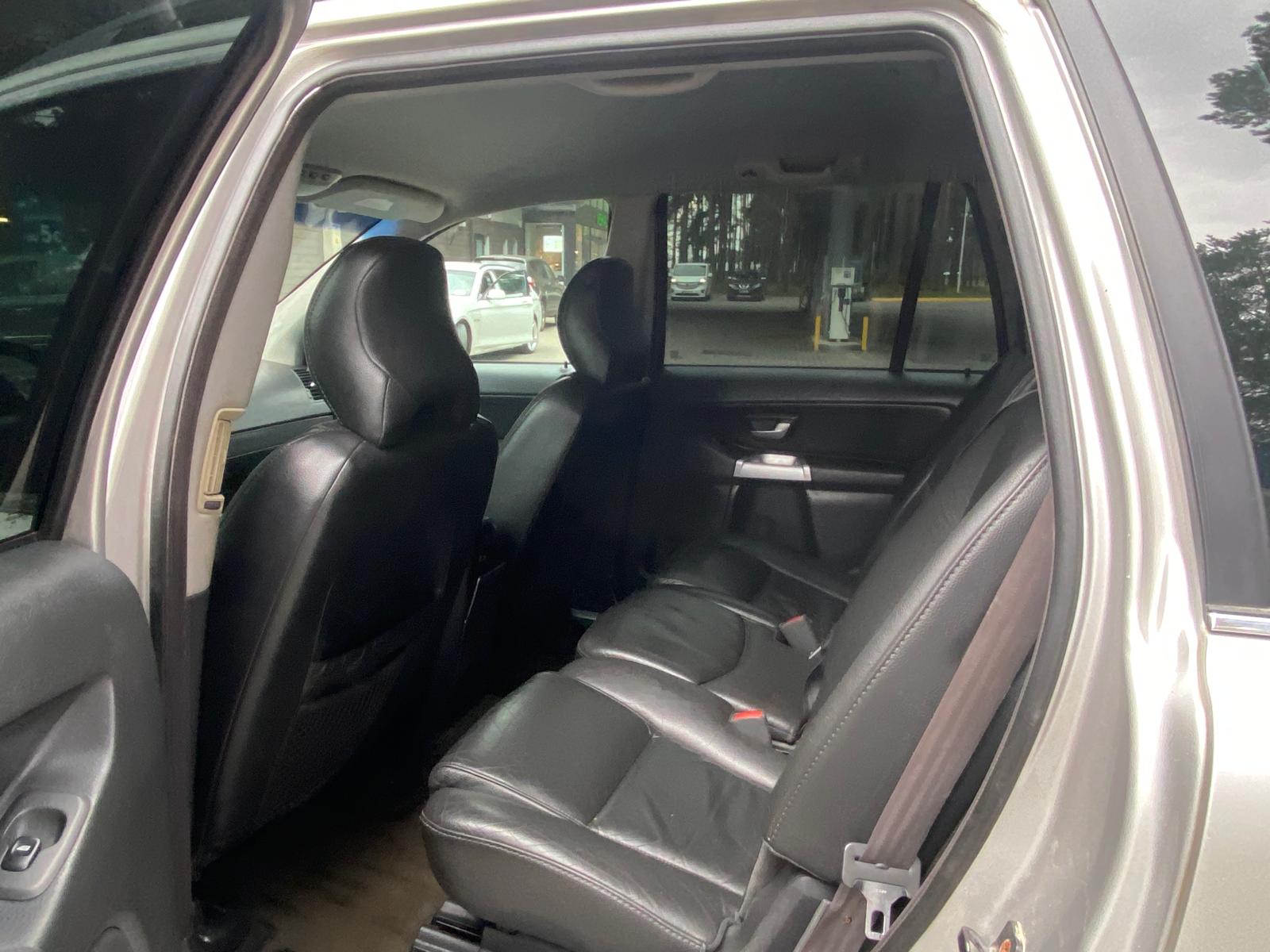 VOLVO XC90 7-VIETAS